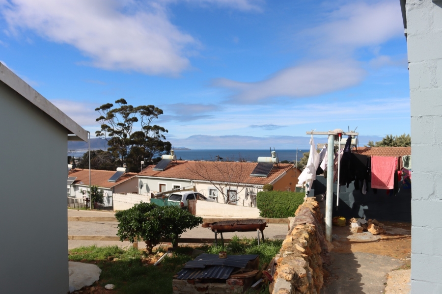 2 Bedroom Property for Sale in Kleinmond Western Cape